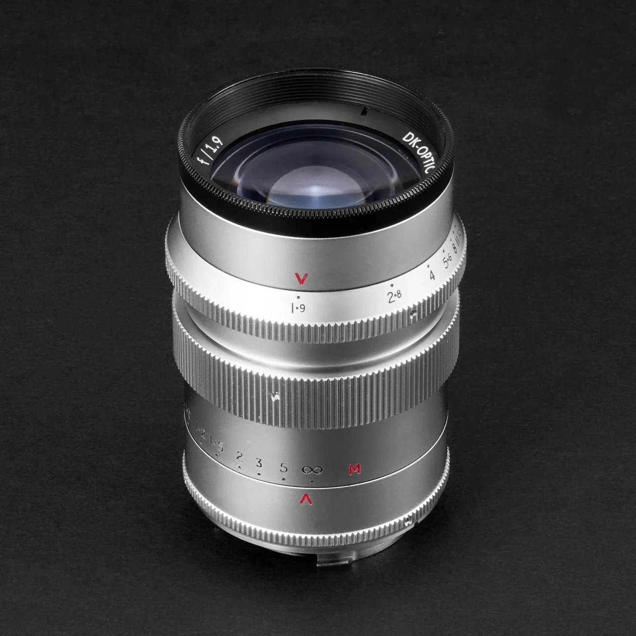 DK-Optic CHIARO 75mm f/1.9 銀色鏡筒のライカM用レンズ