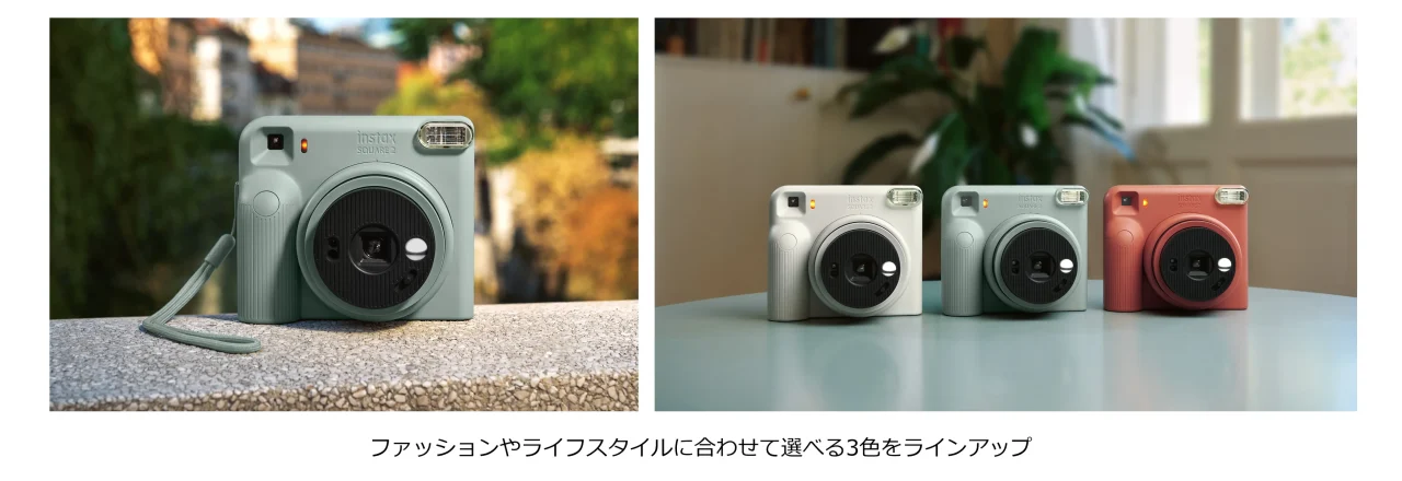 instax SQUARE 2のカメラ本体3色。ミントグリーン系を屋外と卓上に並べた様子