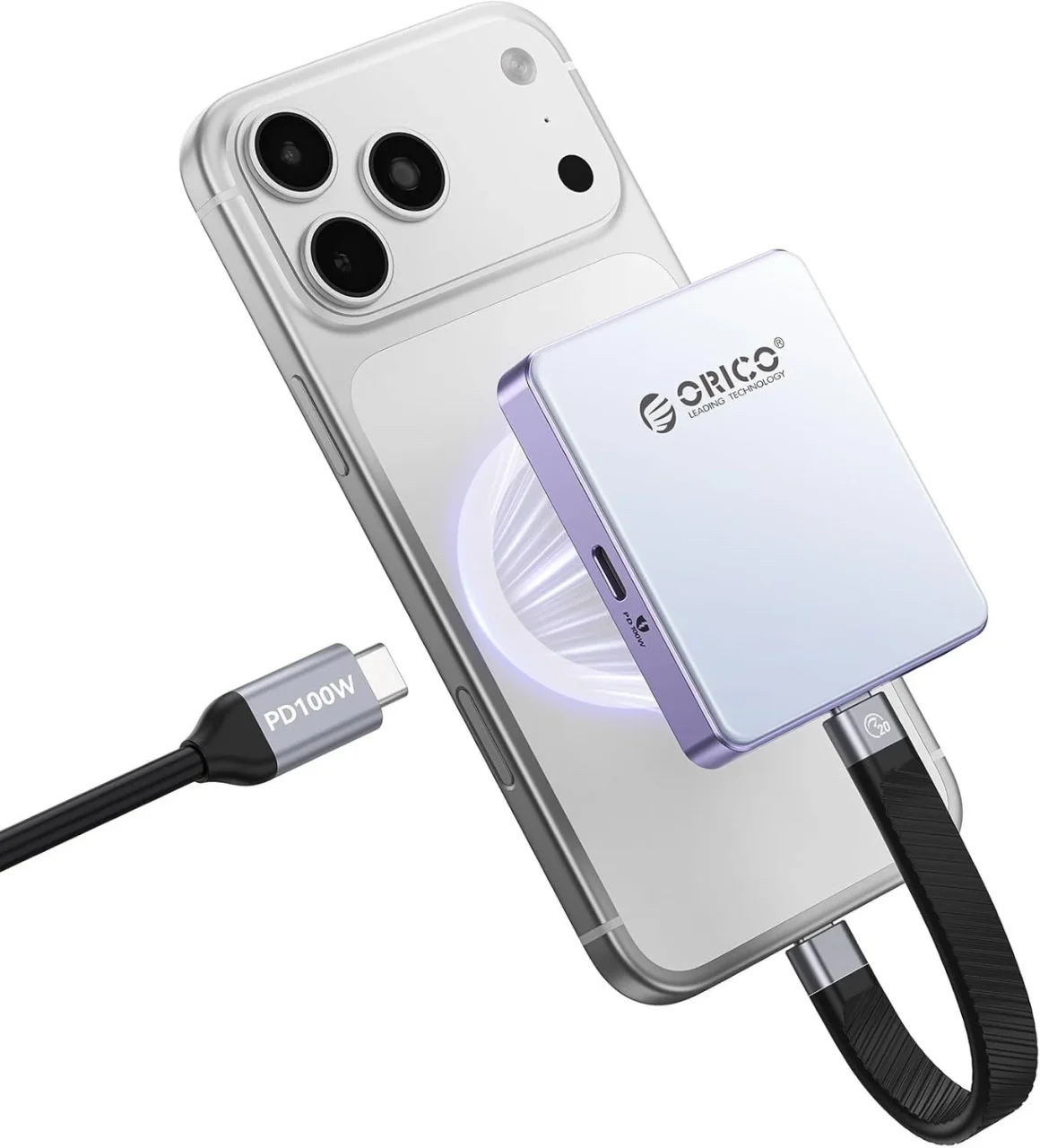 iPhone背面にマグネットで装着したORICOのMagSafe対応M.2 NVMe SSD外付けケースとPD100WケーブルThe