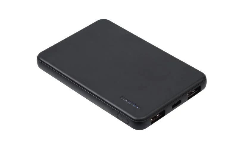 PD対応半固体モバイルバッテリー 5000mAhの黒い薄型本体