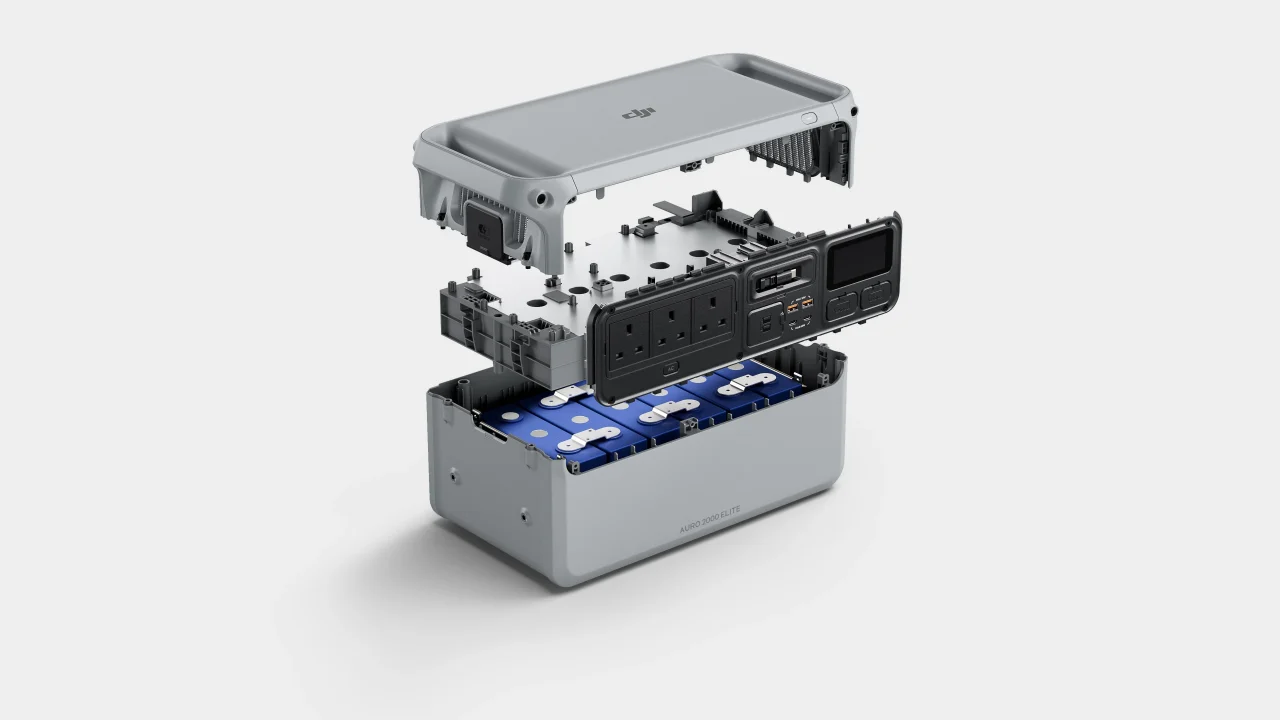 DJI Power Auro 2000 Eliteの分解図。上部カバー、ポート部、青いバッテリーセル