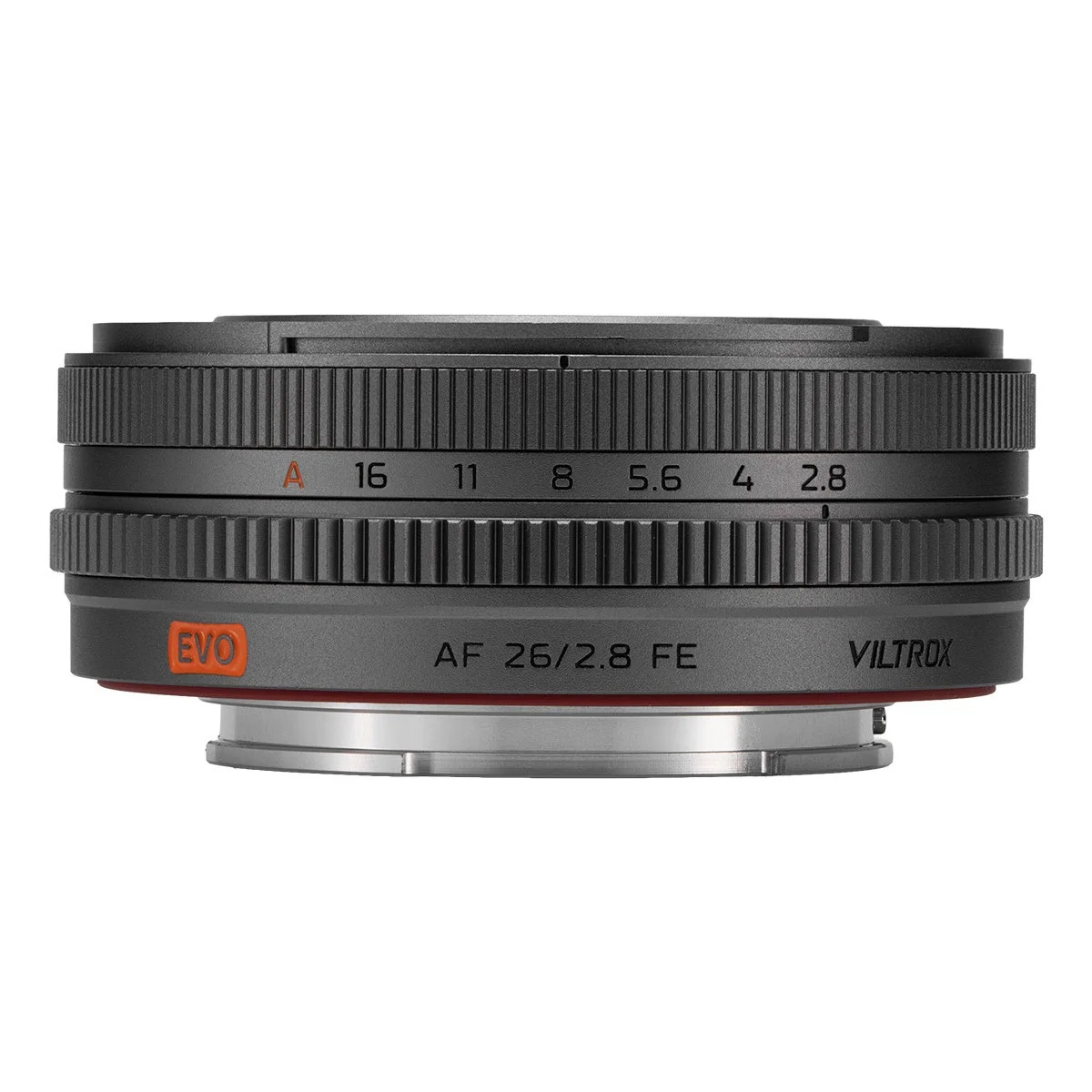 Viltrox AF 26mm F2.8 EVO 薄型レンズの側面。絞りリングとフォーカスリング