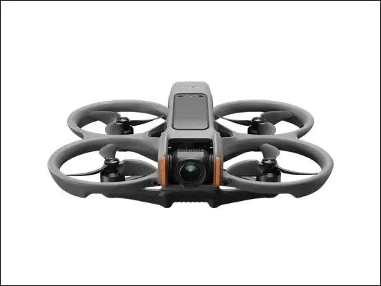 DJI Avata 2 のFPVドローン本体を正面から見た外観