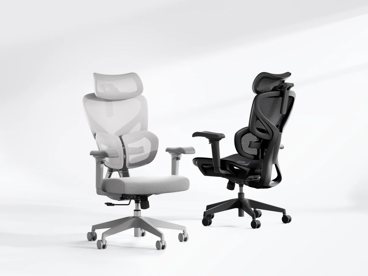 SitForceのグレーとブラックのハイバックワークチェア2脚